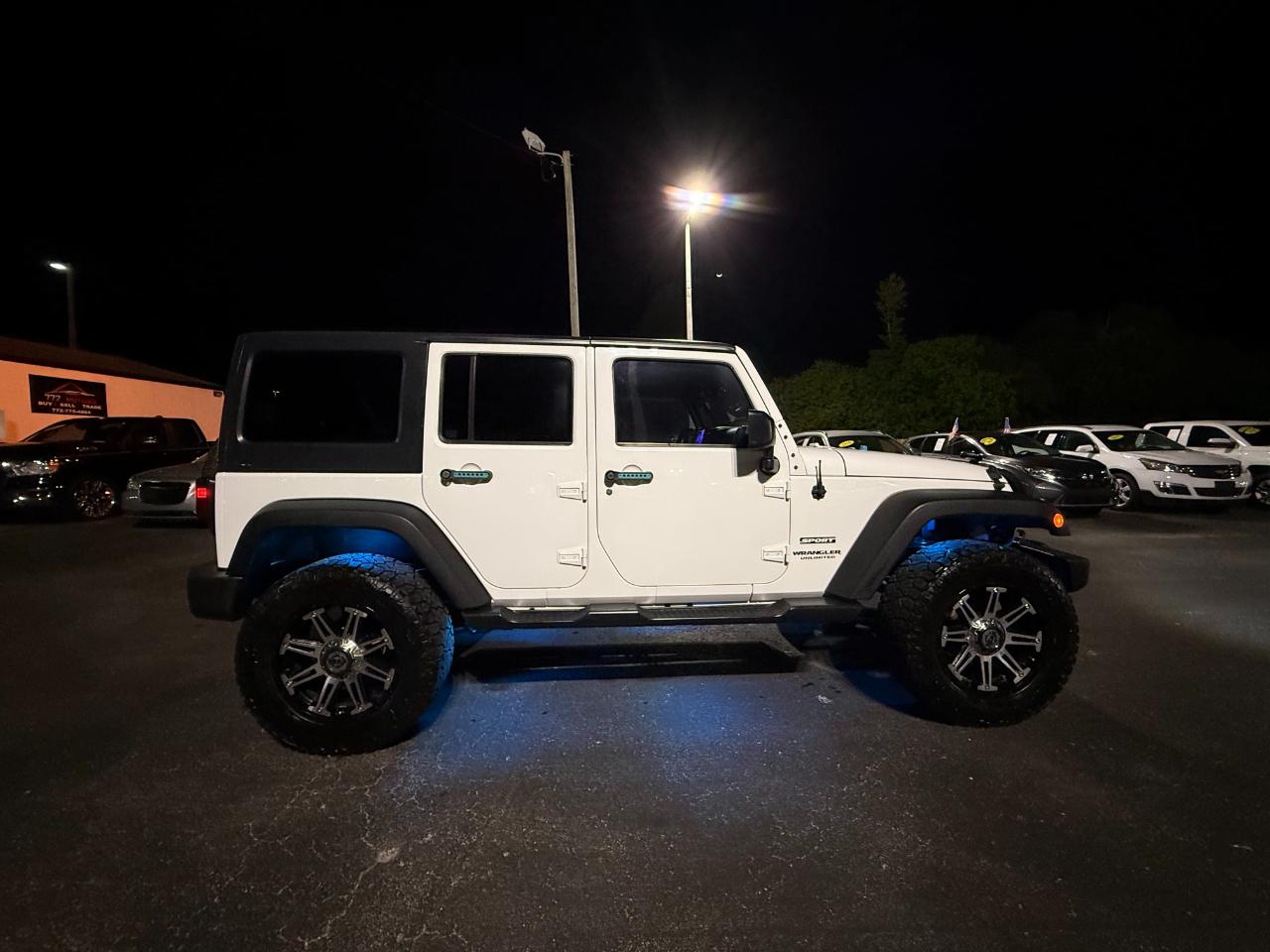 Jeep Wrangler Unlimited Sport 4x4 2017