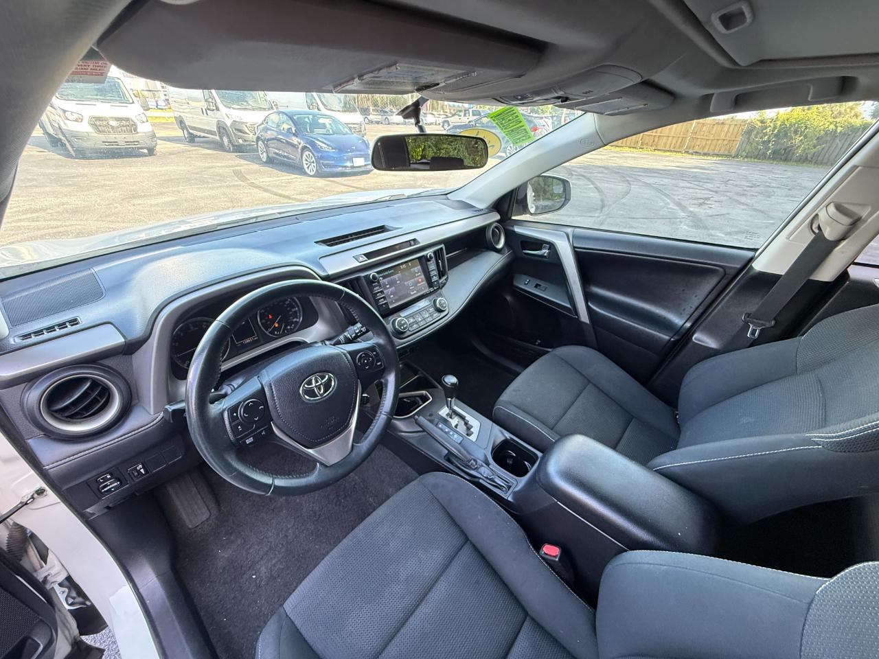 Toyota RAV4 AWD 4dr XLE (Natl) 2016