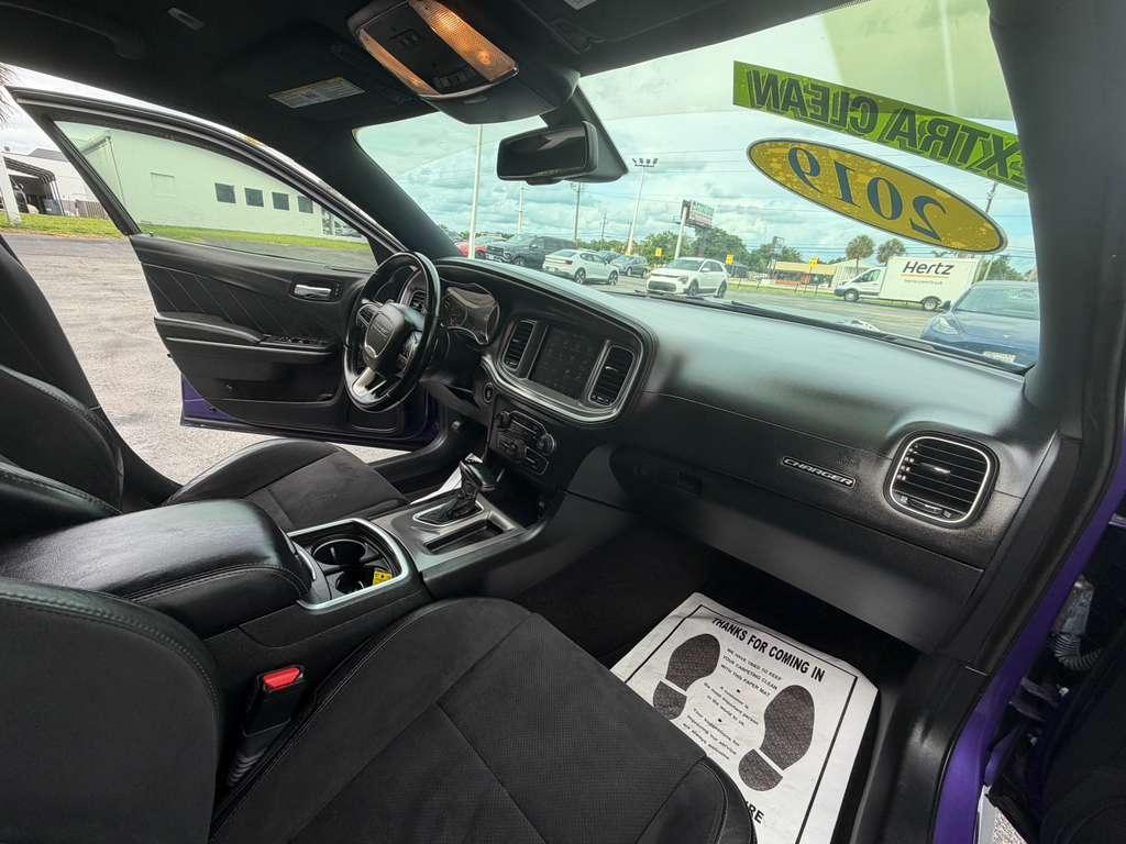 Dodge Charger R/T RWD 2019