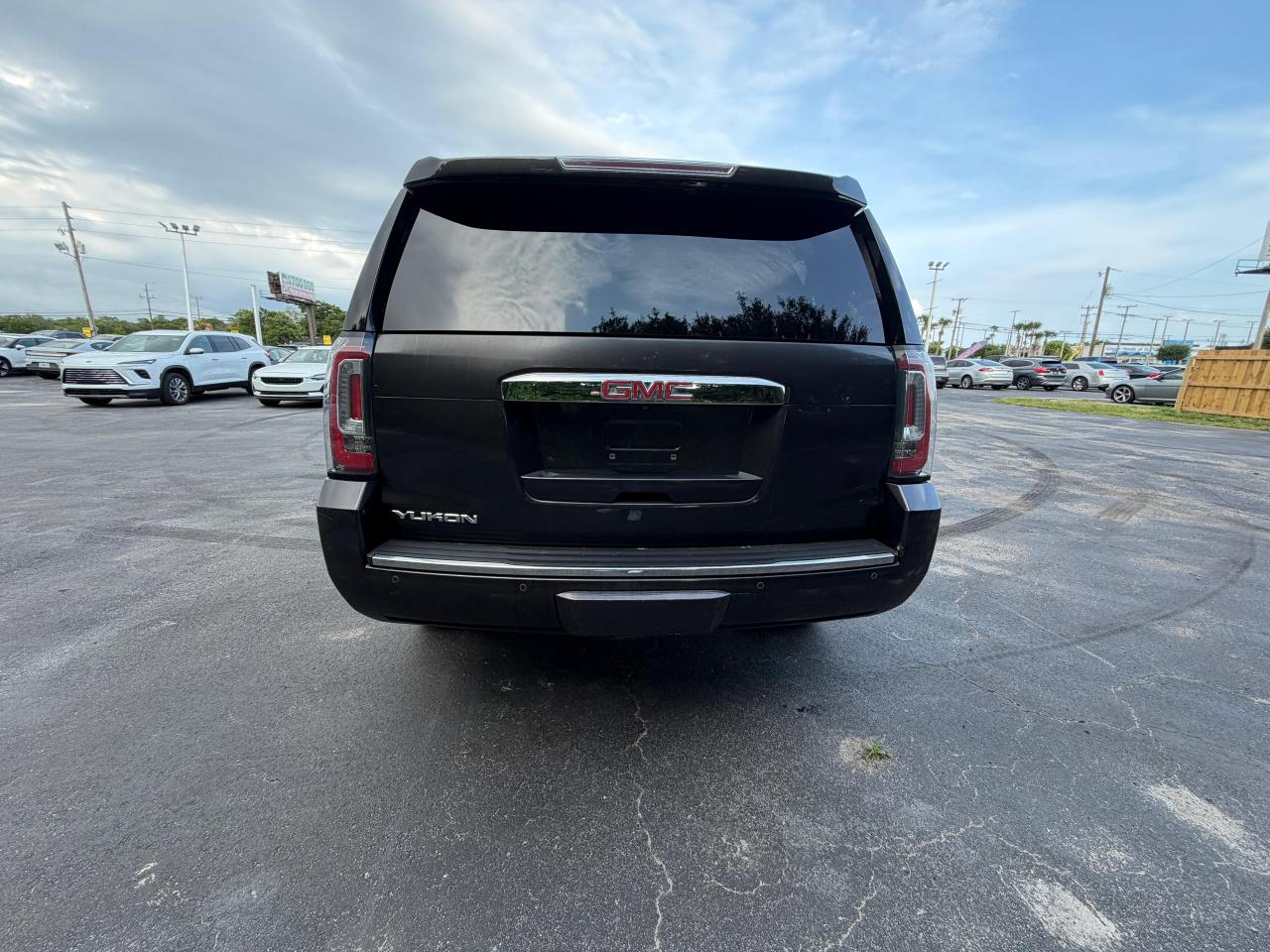 GMC Yukon Denali Denali 2017