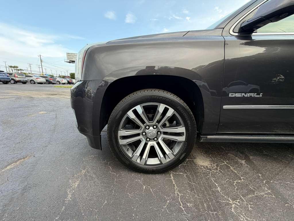 GMC Yukon Denali Denali 2017