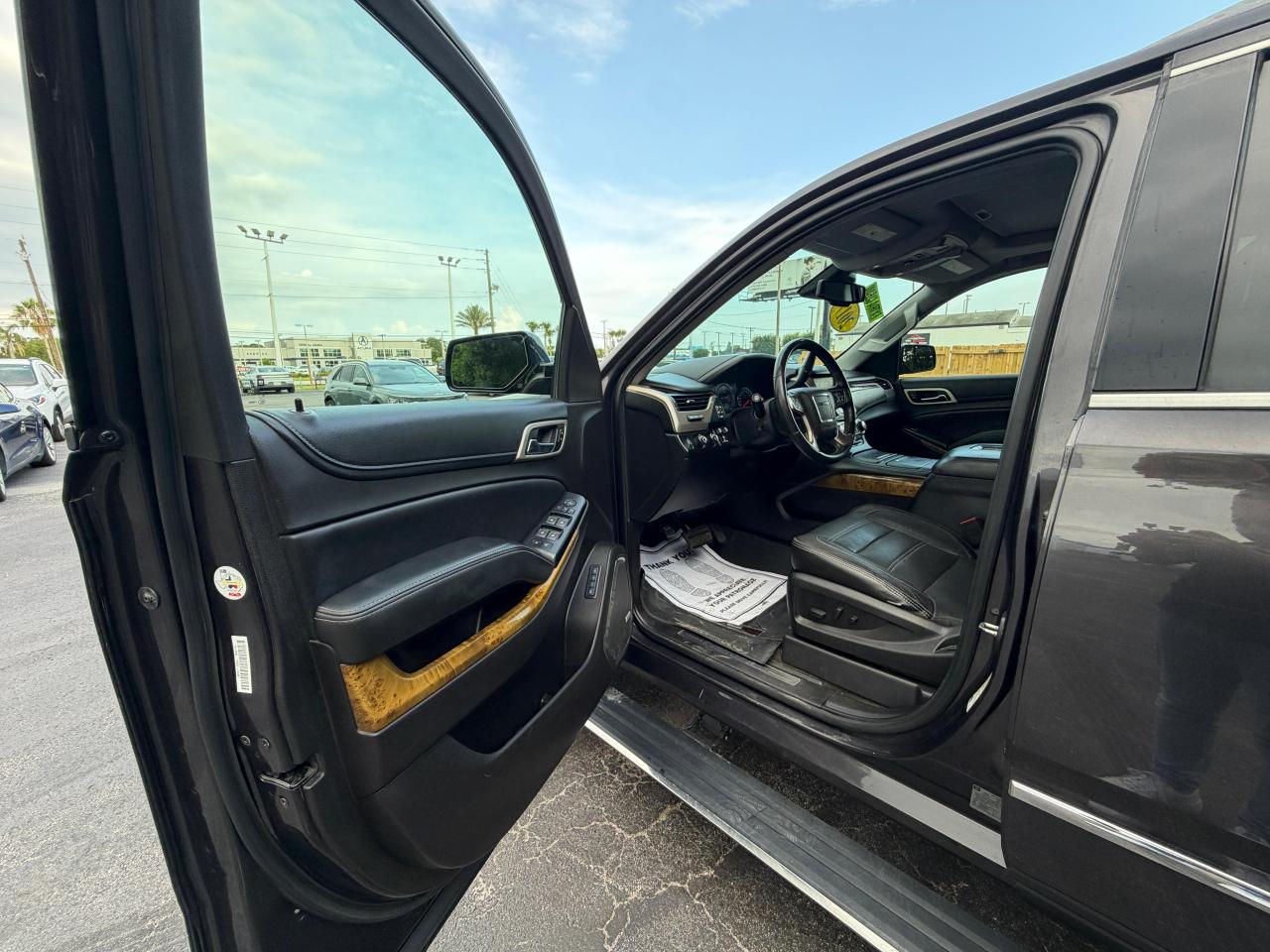 GMC Yukon Denali Denali 2017