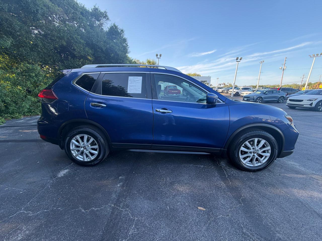 Nissan Rogue FWD SV 2018