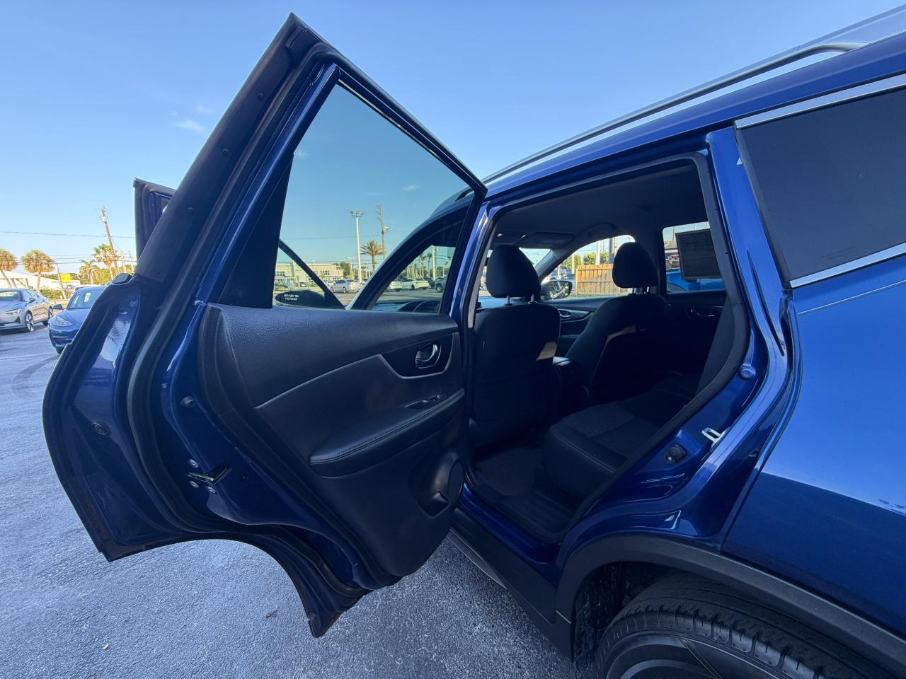 Nissan Rogue FWD SV 2018