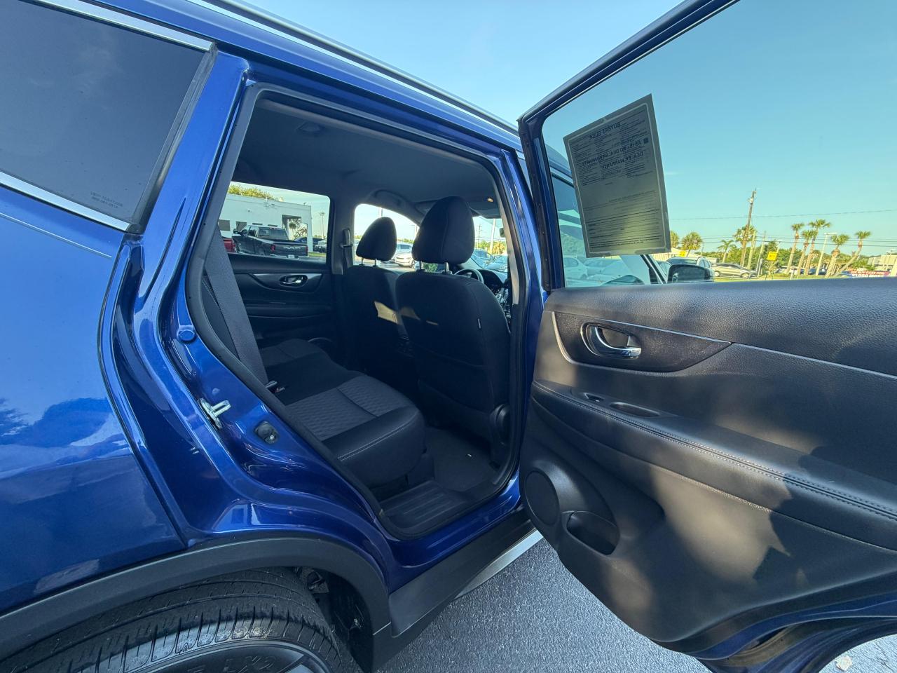Nissan Rogue FWD SV 2018