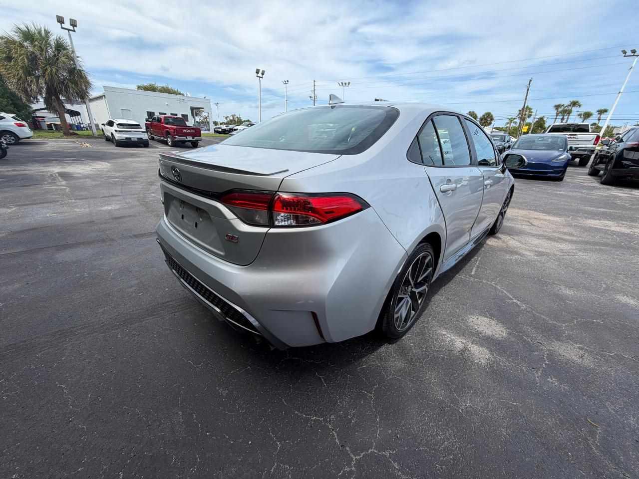 Toyota Corolla Nightshade CVT (Natl) 2020