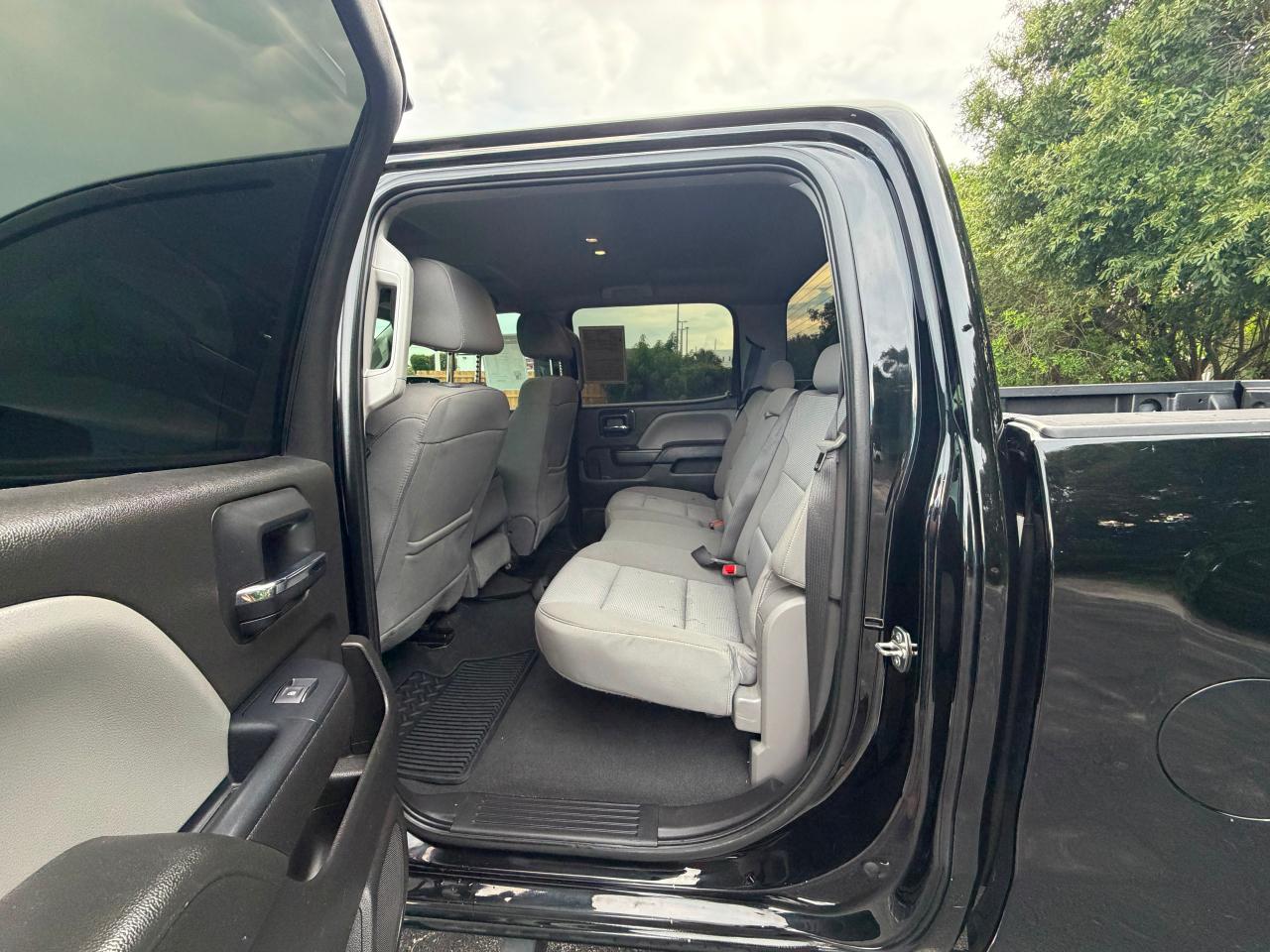 Chevrolet Silverado 1500 2WD Crew Cab 143.5" Custom 2018