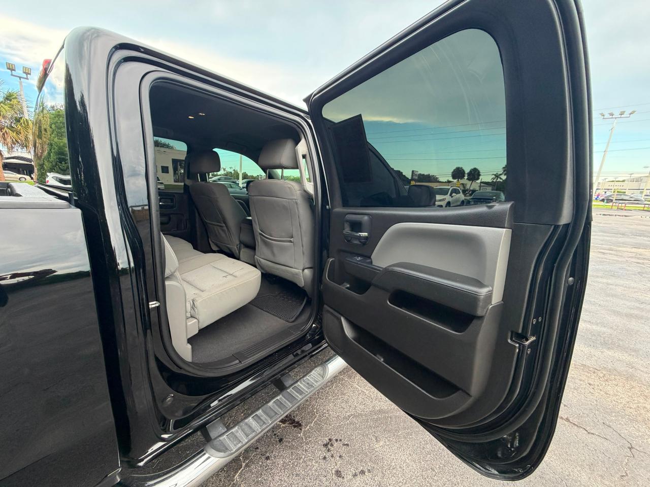Chevrolet Silverado 1500 2WD Crew Cab 143.5" Custom 2018
