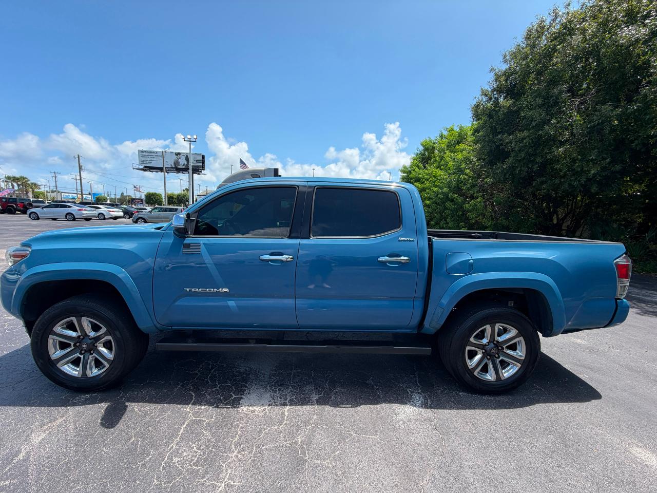 Toyota Tacoma 2WD TRD Off Road Double Cab 5' Bed V6 AT (Natl) 2019