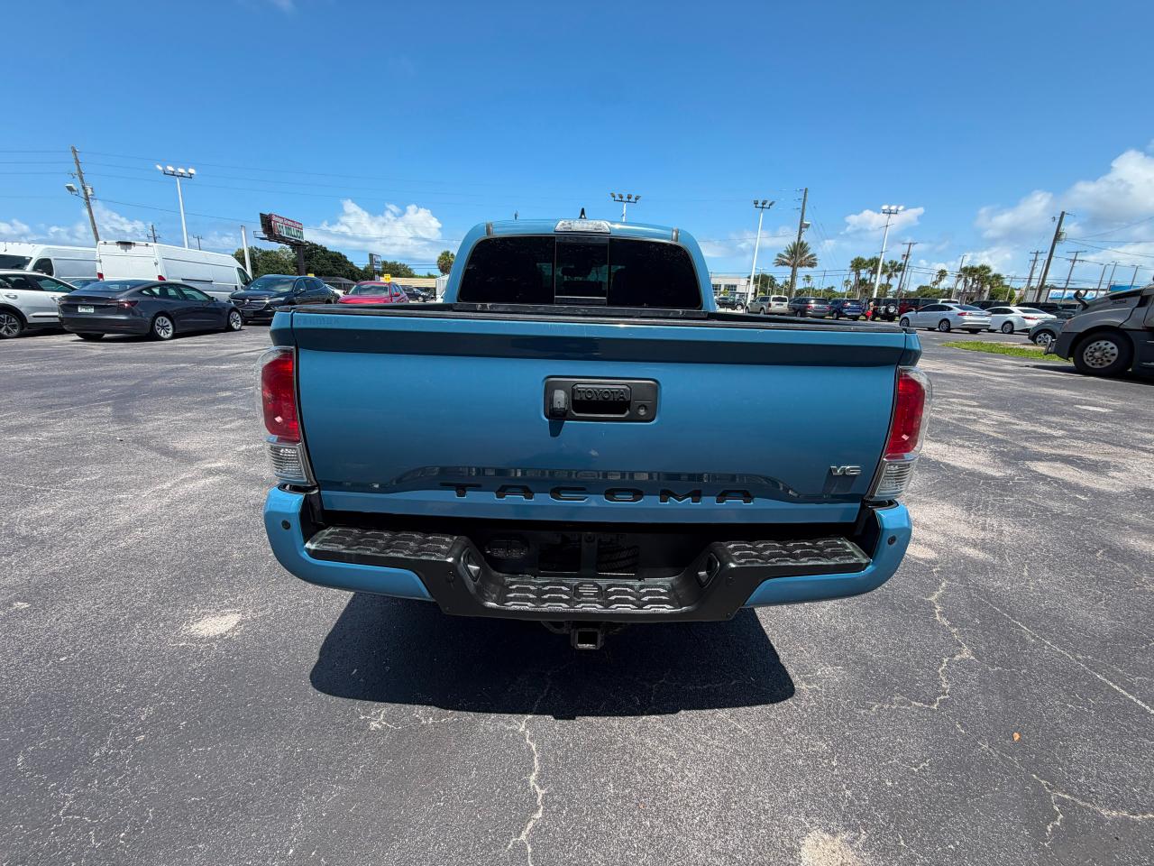 Toyota Tacoma 2WD TRD Off Road Double Cab 5' Bed V6 AT (Natl) 2019