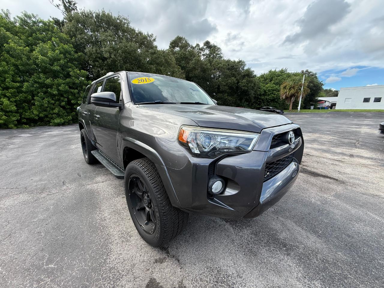 Toyota 4Runner RWD 4dr V6 SR5 Premium (Natl) 2015
