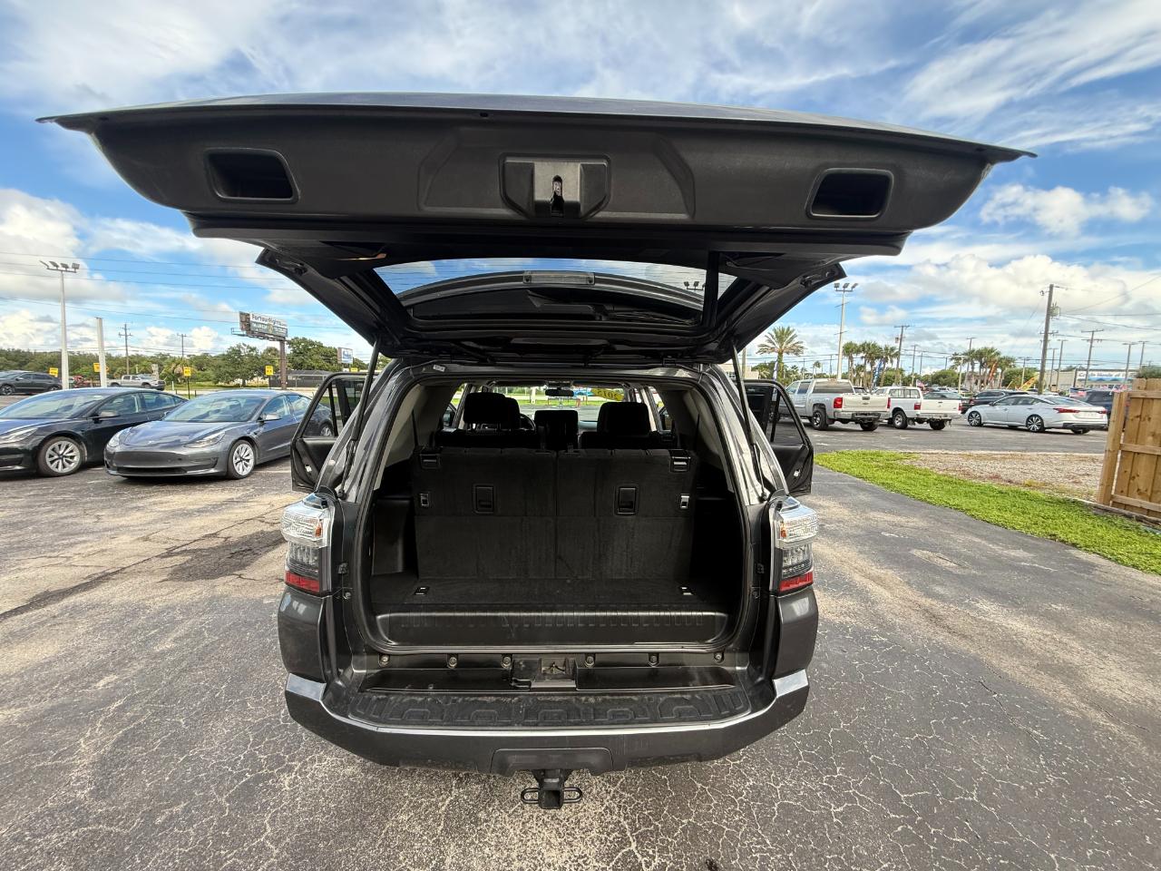 Toyota 4Runner RWD 4dr V6 SR5 Premium (Natl) 2015