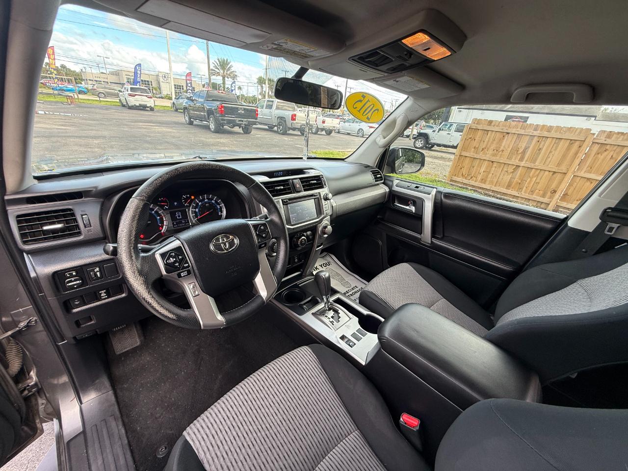 Toyota 4Runner RWD 4dr V6 SR5 Premium (Natl) 2015
