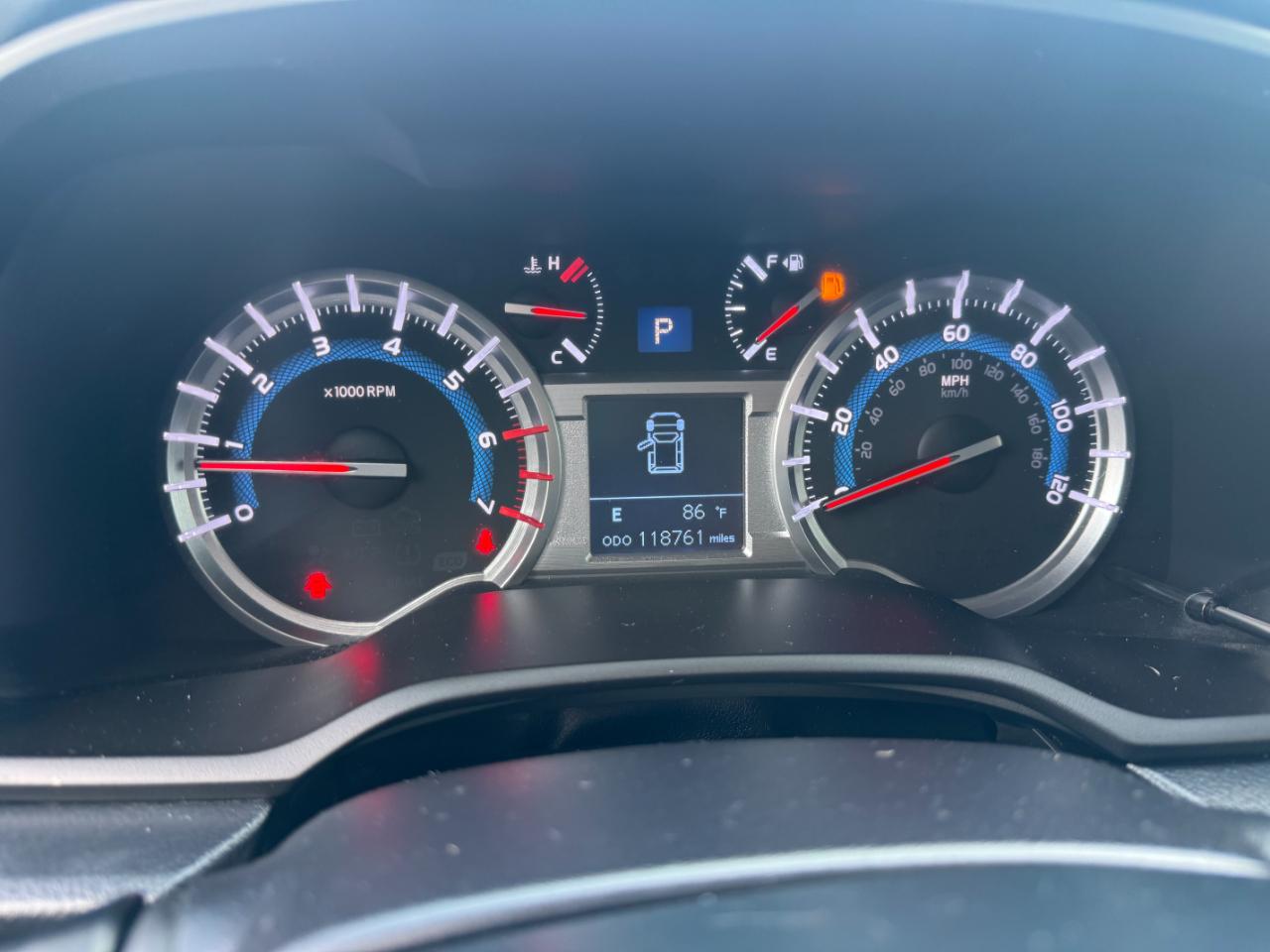 Toyota 4Runner RWD 4dr V6 SR5 Premium (Natl) 2015