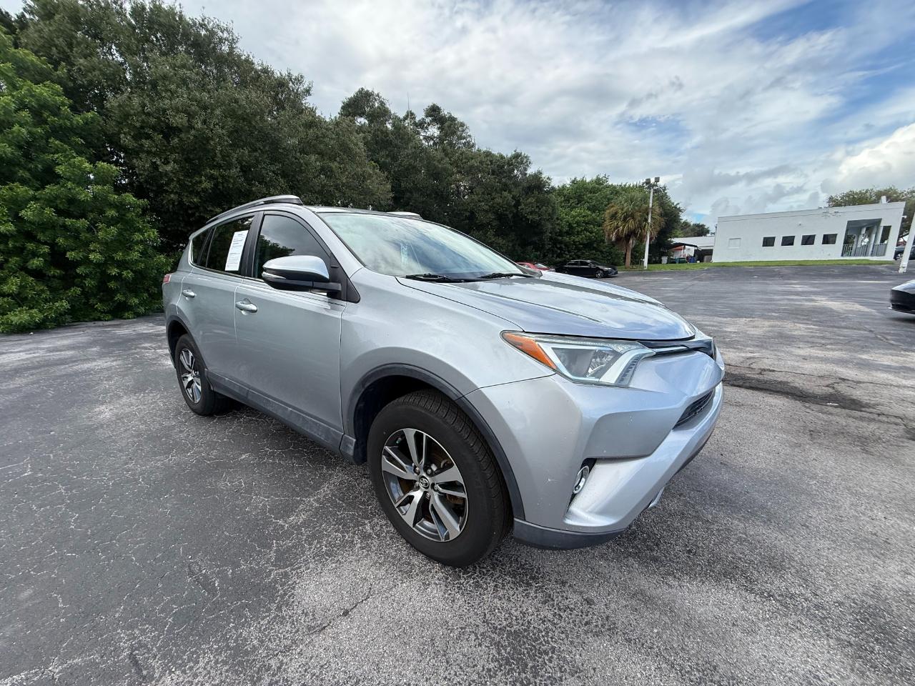 Toyota RAV4 Adventure FWD (Natl) 2018