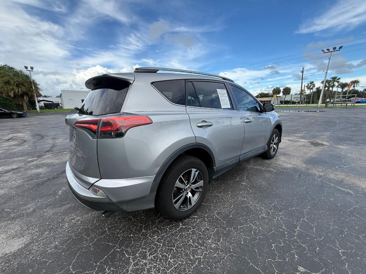 Toyota RAV4 Adventure FWD (Natl) 2018