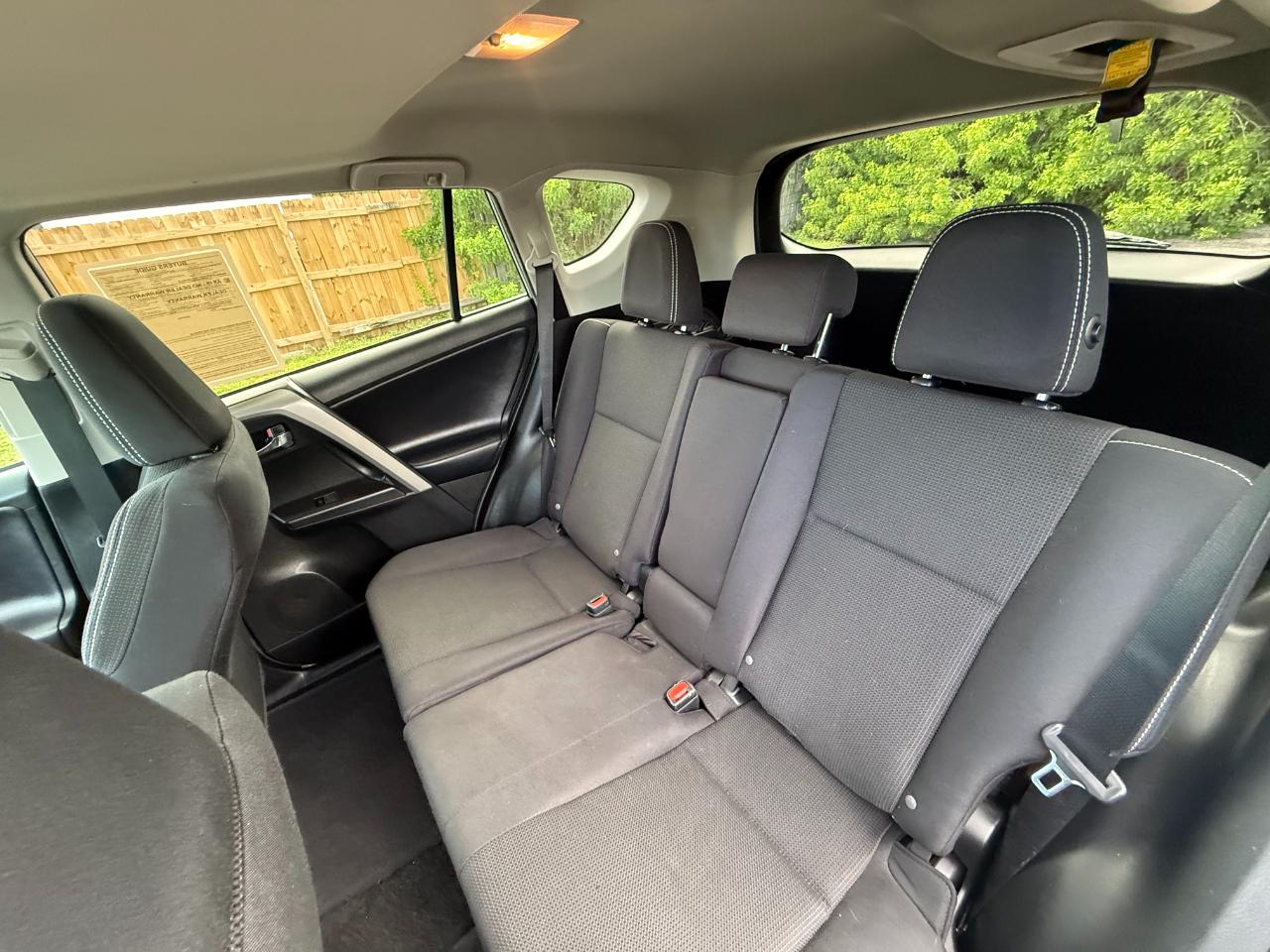 Toyota RAV4 Adventure FWD (Natl) 2018