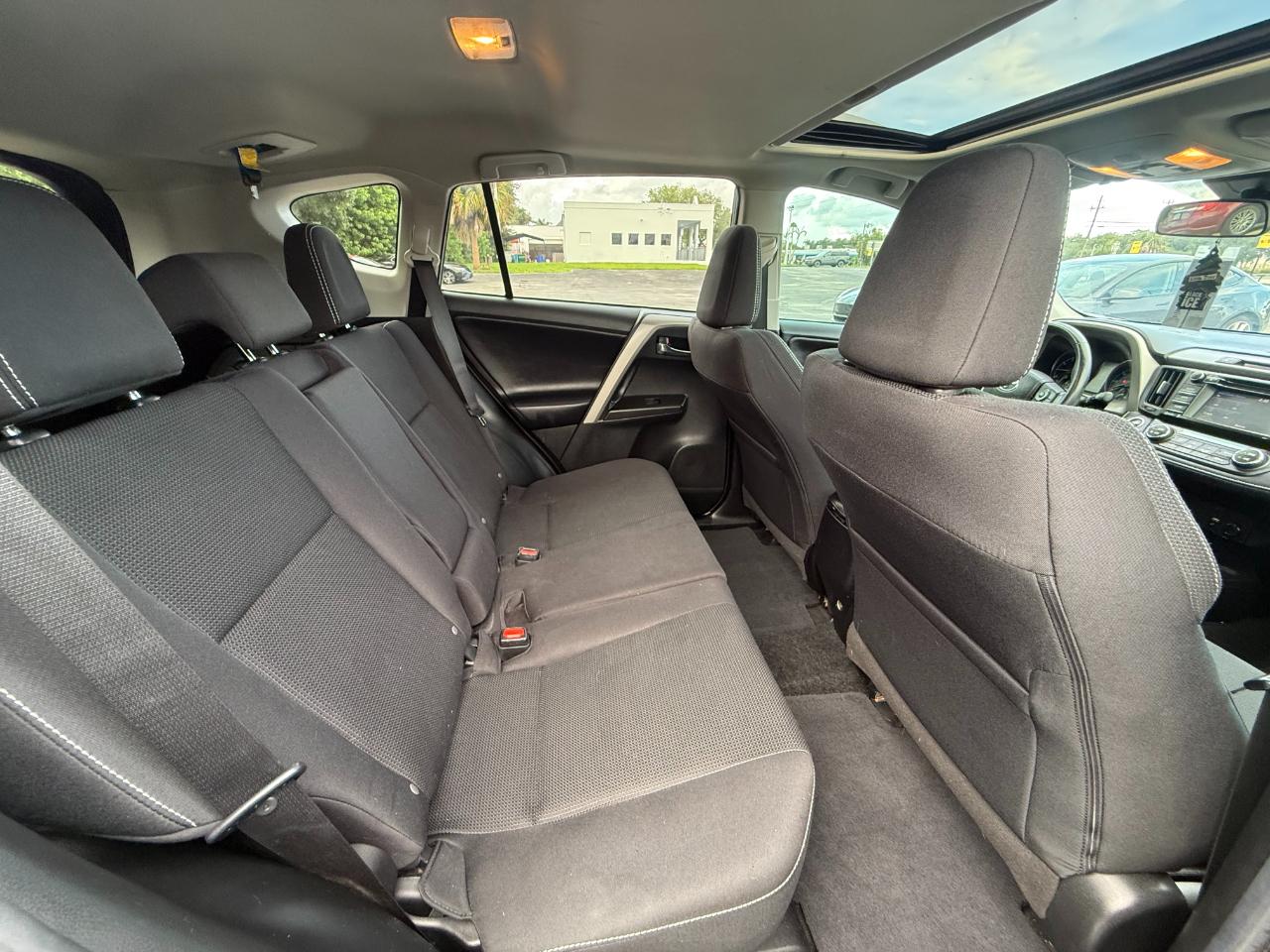 Toyota RAV4 Adventure FWD (Natl) 2018