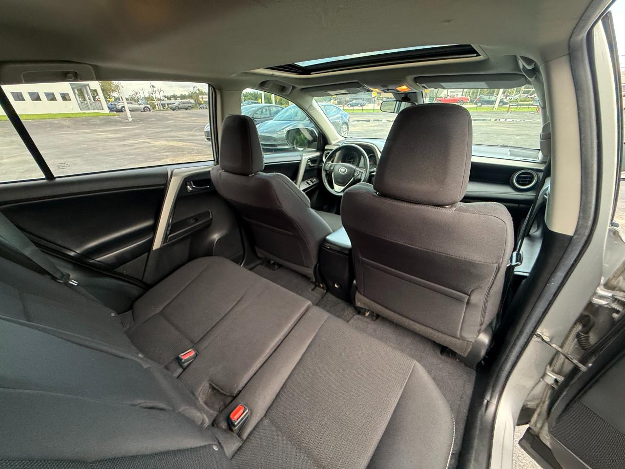 Toyota RAV4 Adventure FWD (Natl) 2018