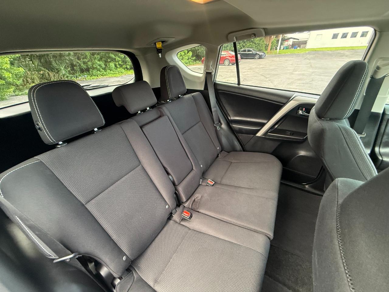 Toyota RAV4 Adventure FWD (Natl) 2018