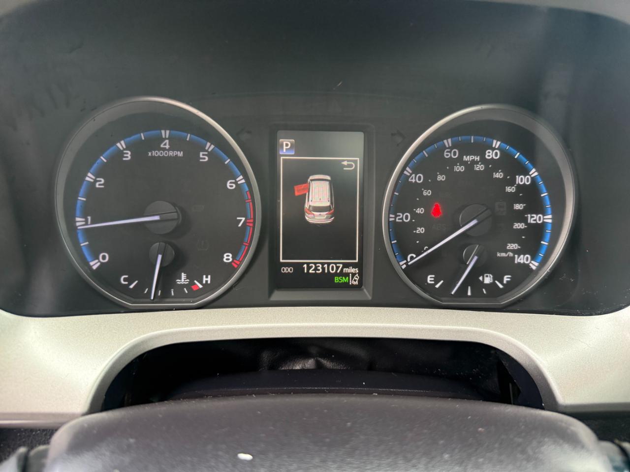 Toyota RAV4 Adventure FWD (Natl) 2018