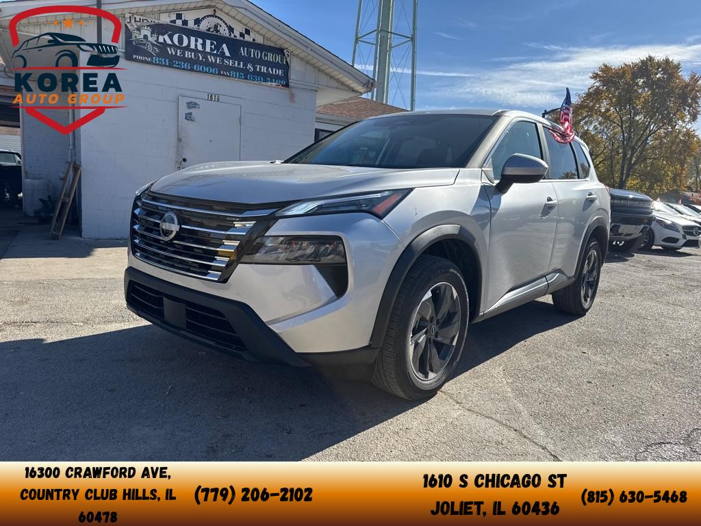 2025 Nissan Rogue SV's photo