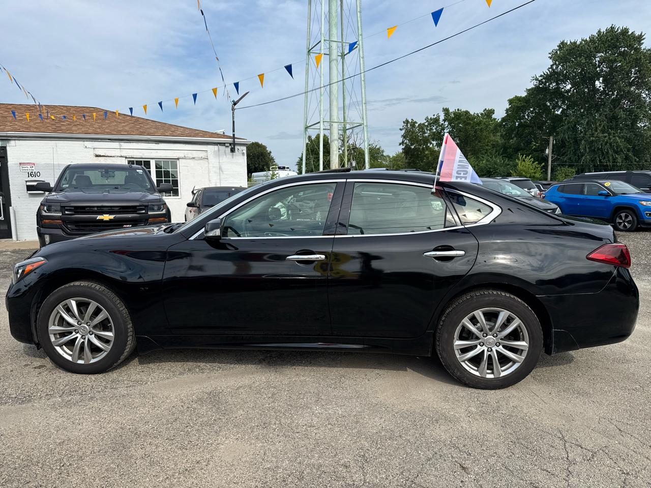 Infiniti Q70 3.7 AWD 2015