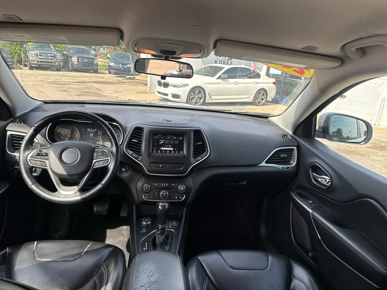 Jeep Cherokee Latitude Plus 4WD 2019