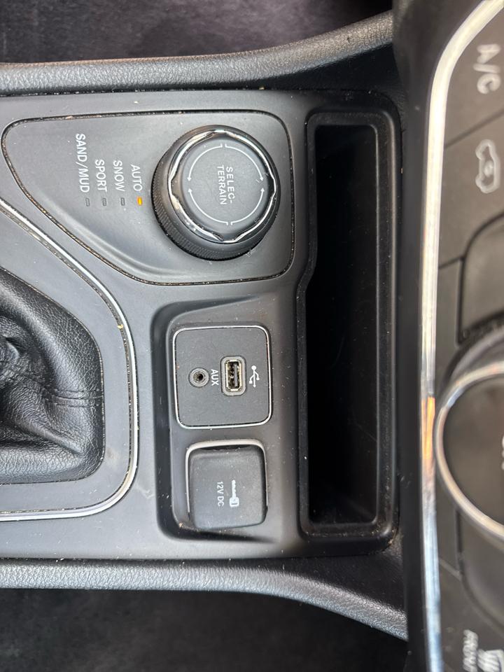 Jeep Cherokee Latitude Plus 4WD 2019