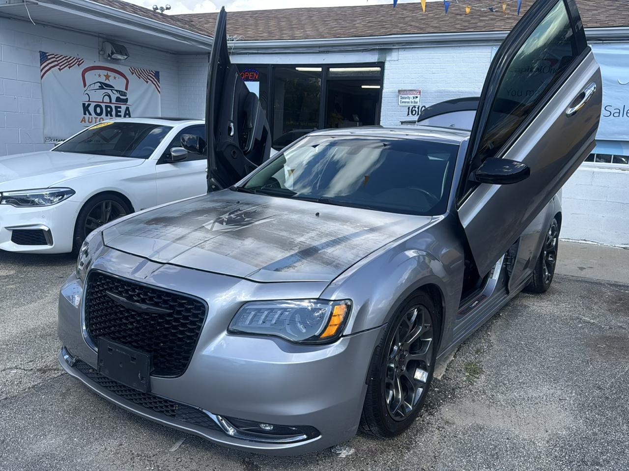 Chrysler 300  2018