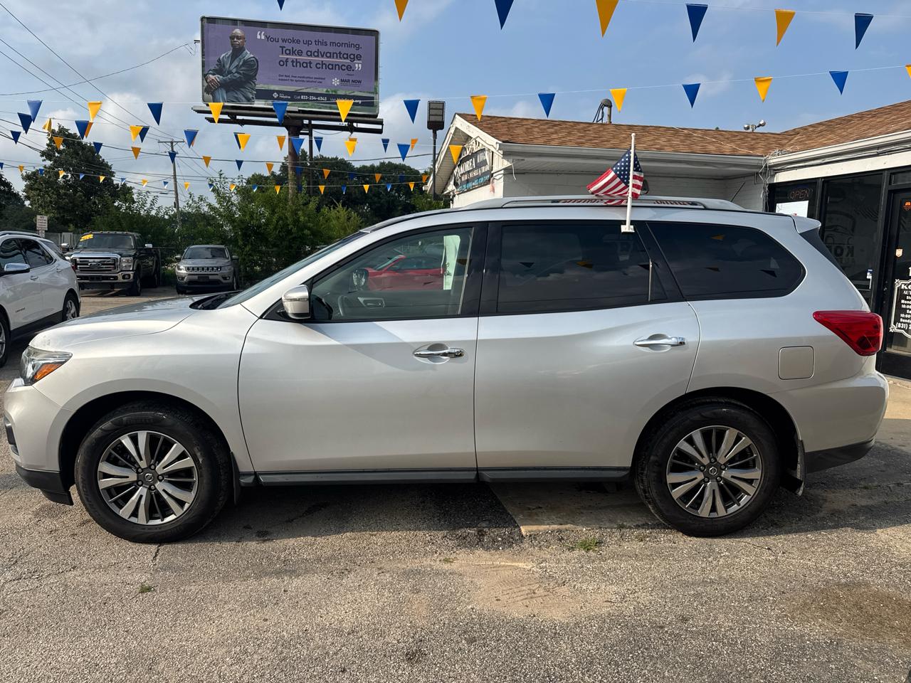 Nissan Pathfinder  2018