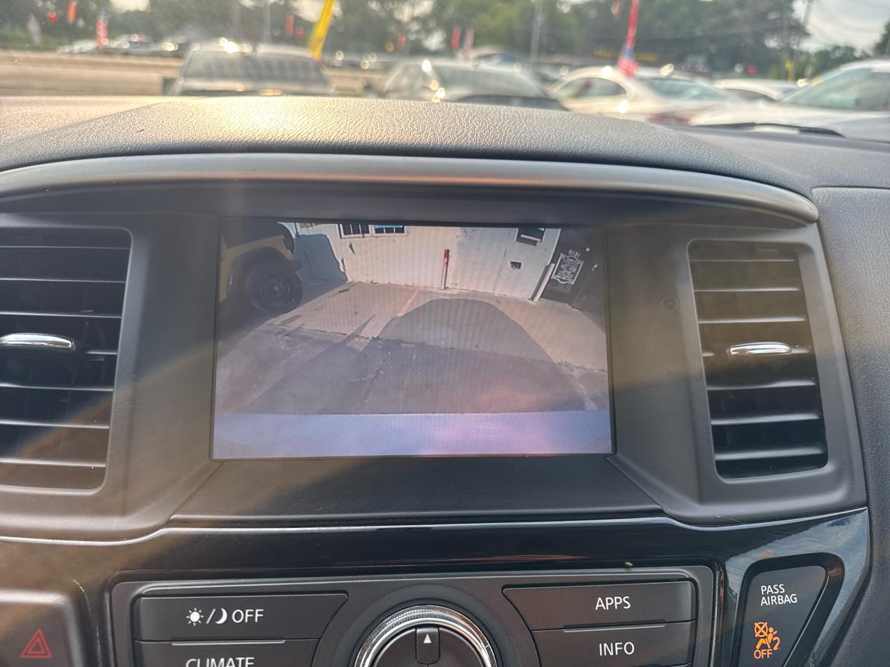 Nissan Pathfinder  2018