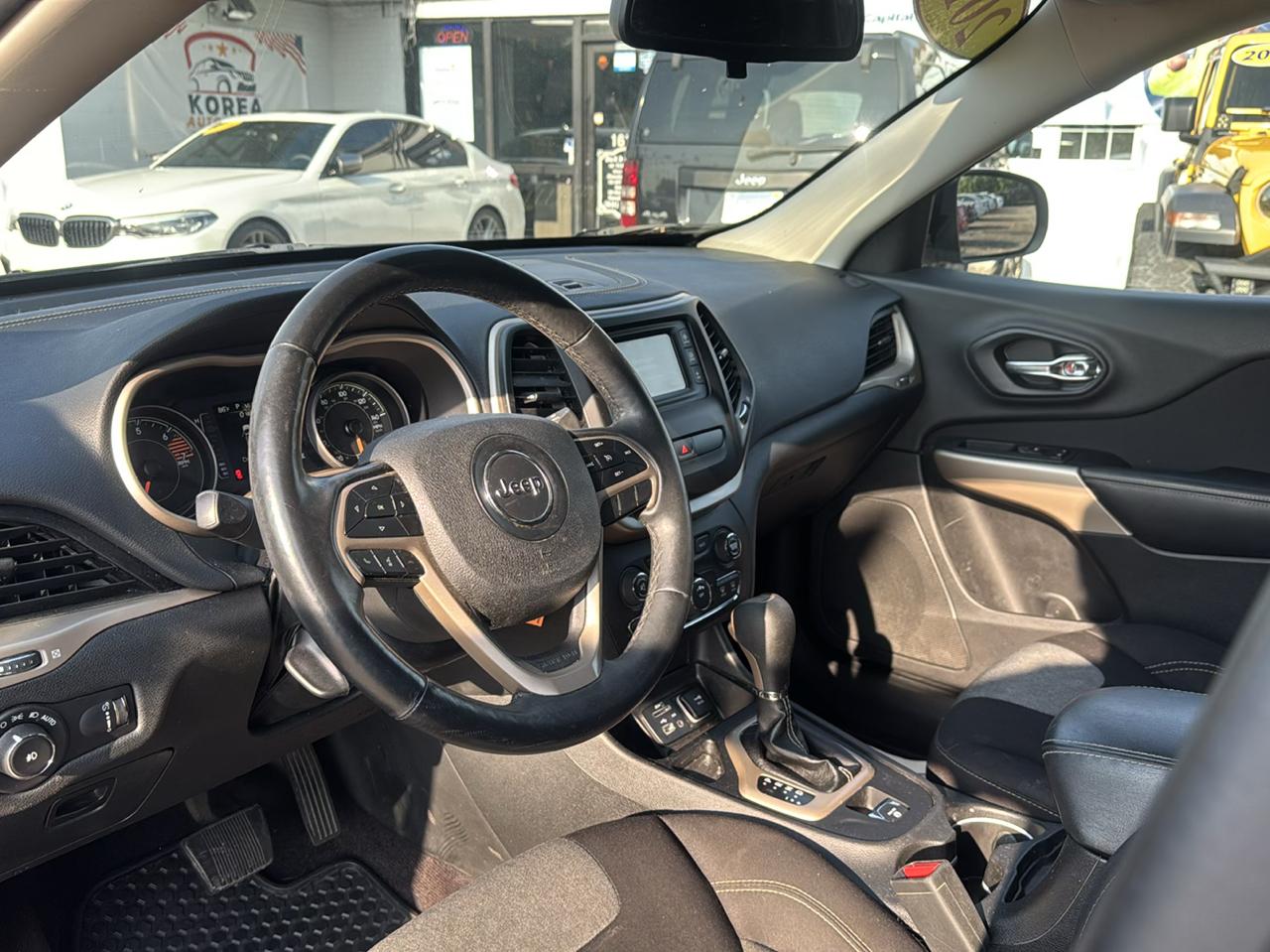 Jeep Cherokee  2018