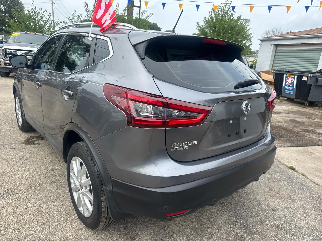 Nissan Rogue Sport  2020