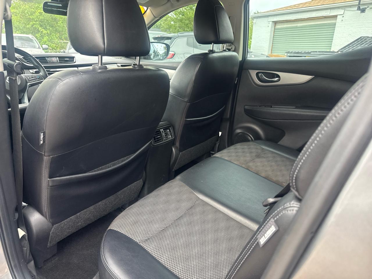 Nissan Rogue Sport  2020