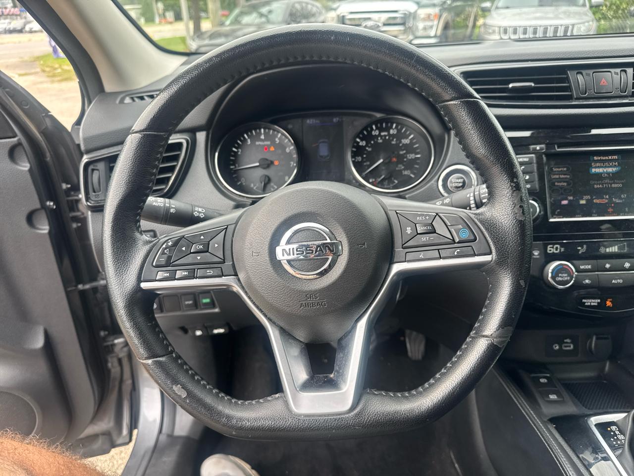 Nissan Rogue Sport  2020