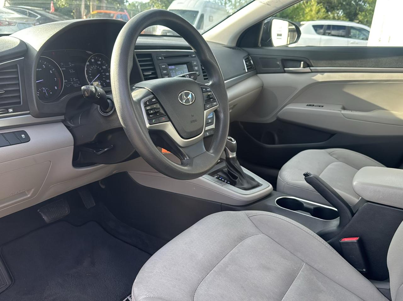 Hyundai Elantra  2018