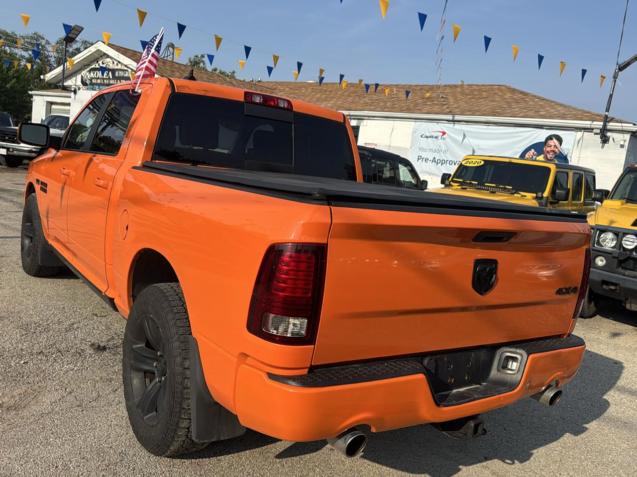 RAM 1500 Big Horn/Lone Star 4x4 Crew Cab 6'4" Box 2017