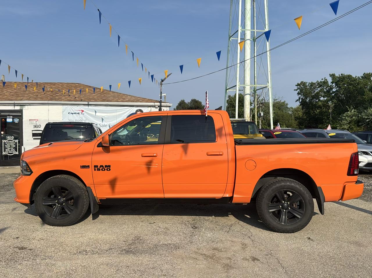 RAM 1500 Big Horn/Lone Star 4x4 Crew Cab 6'4" Box 2017