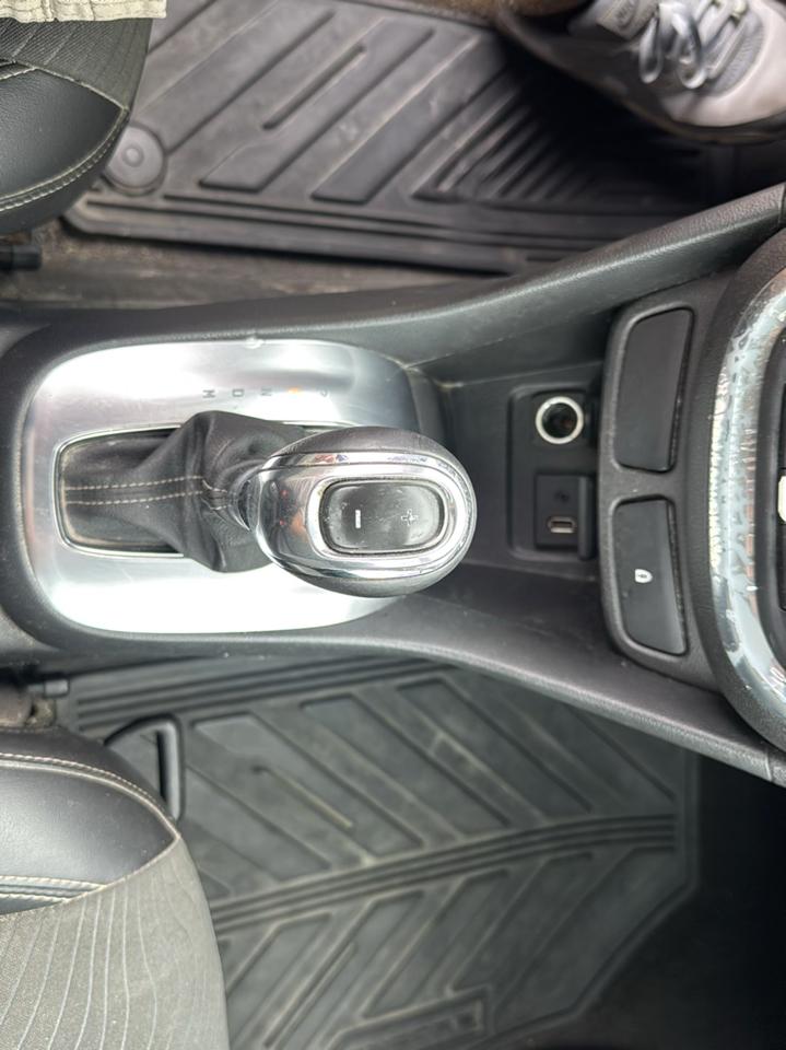 Buick Encore Convenience FWD 2014