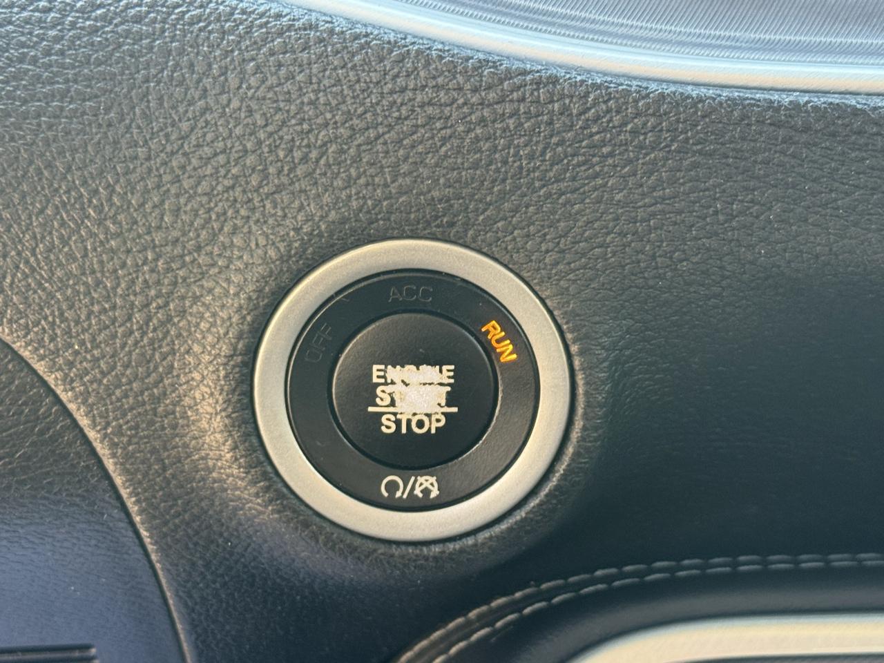 Dodge Challenger SXT 2020