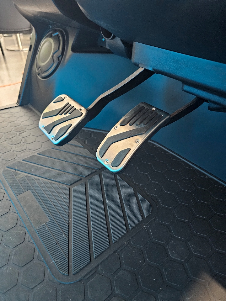 Evolution Maverick 4 Plus  2025