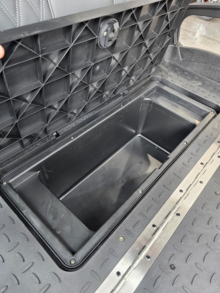 Denago Rover XL6  2025