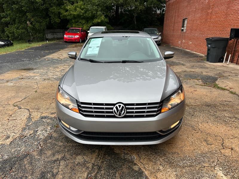 2013 Volkswagen Passat 3.6L V6 SEL Premium