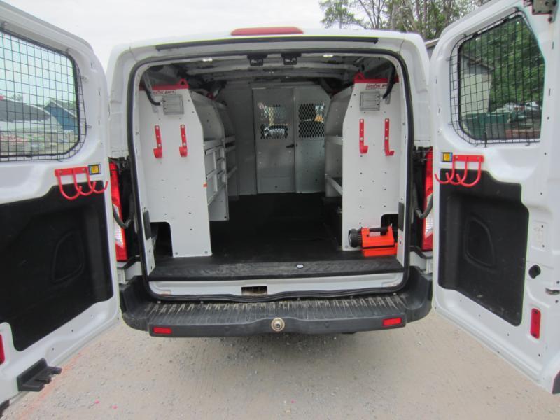 Ford Transit 250 Van Low Roof 60/40 Pass.130-in. WB 2015