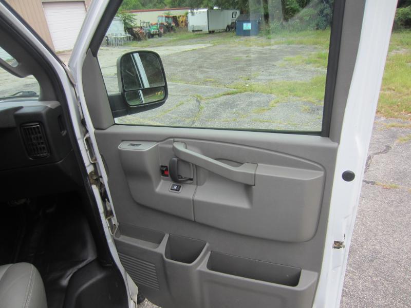 2018 Chevrolet Express Cargo Work Van - Photo 10