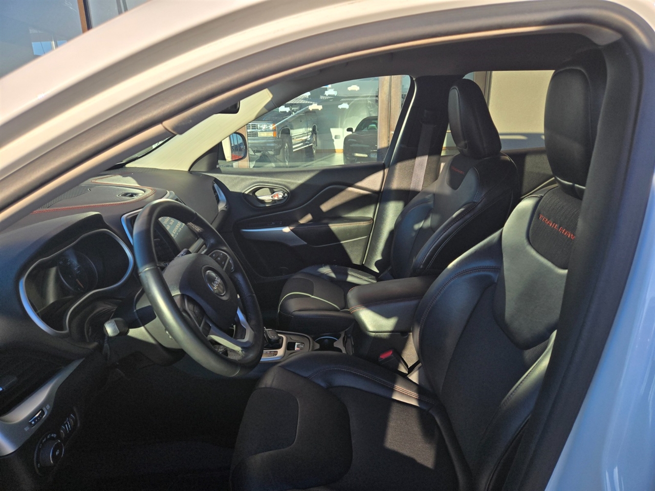 2018 Jeep Cherokee Trailhawk photo 4