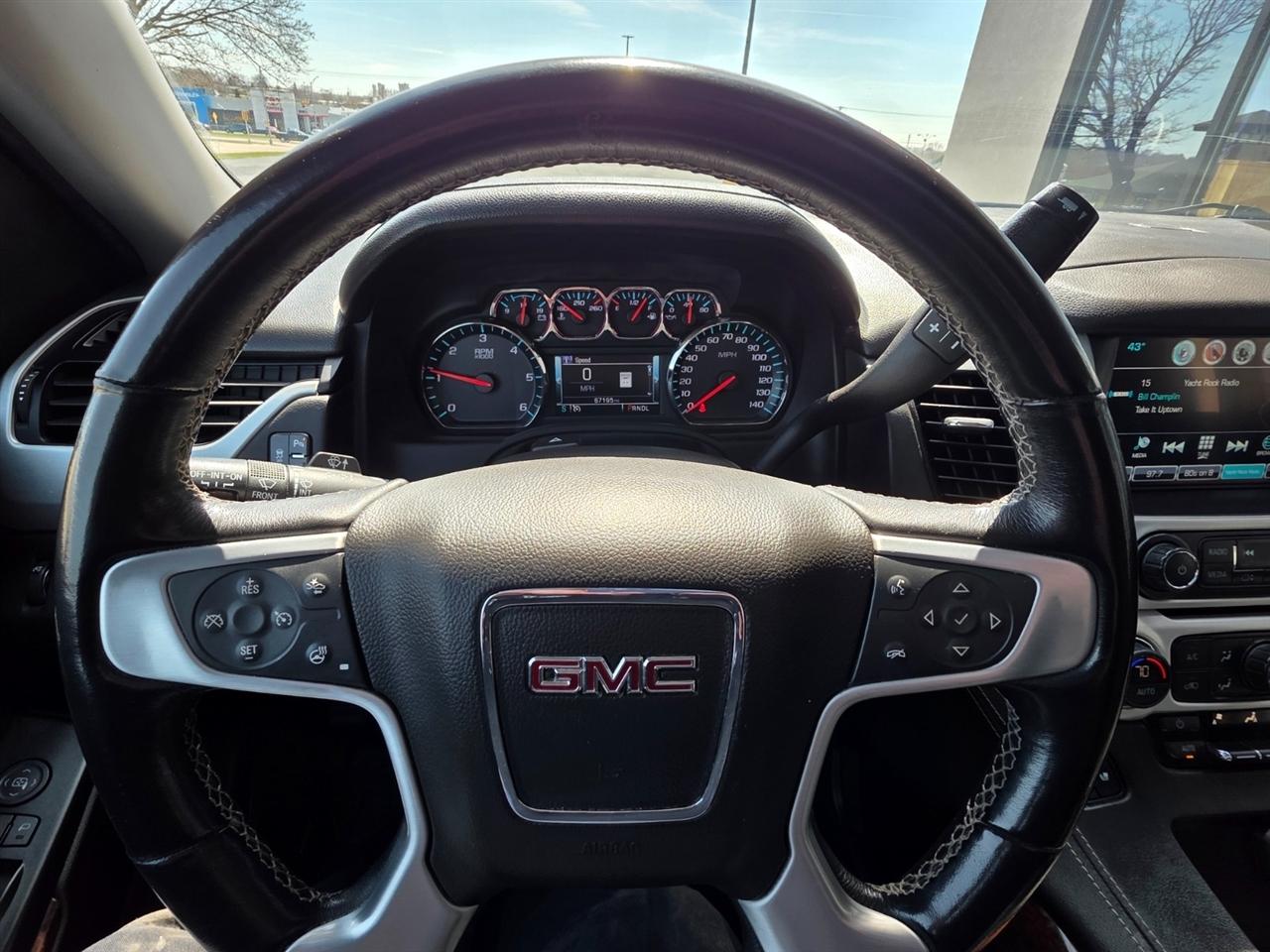 GMC Yukon SLT 4WD 2020