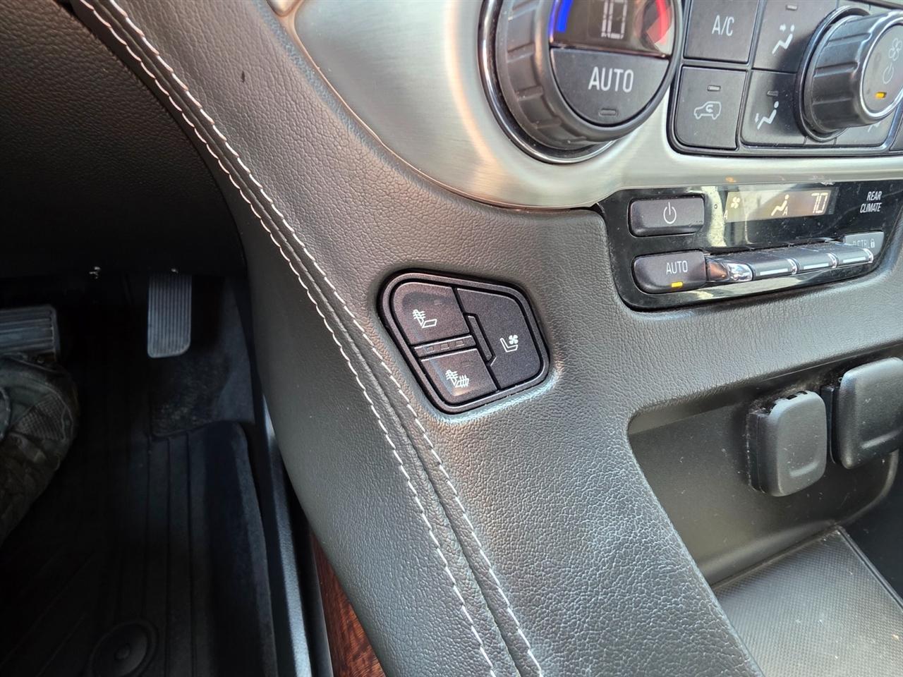 GMC Yukon SLT 4WD 2020