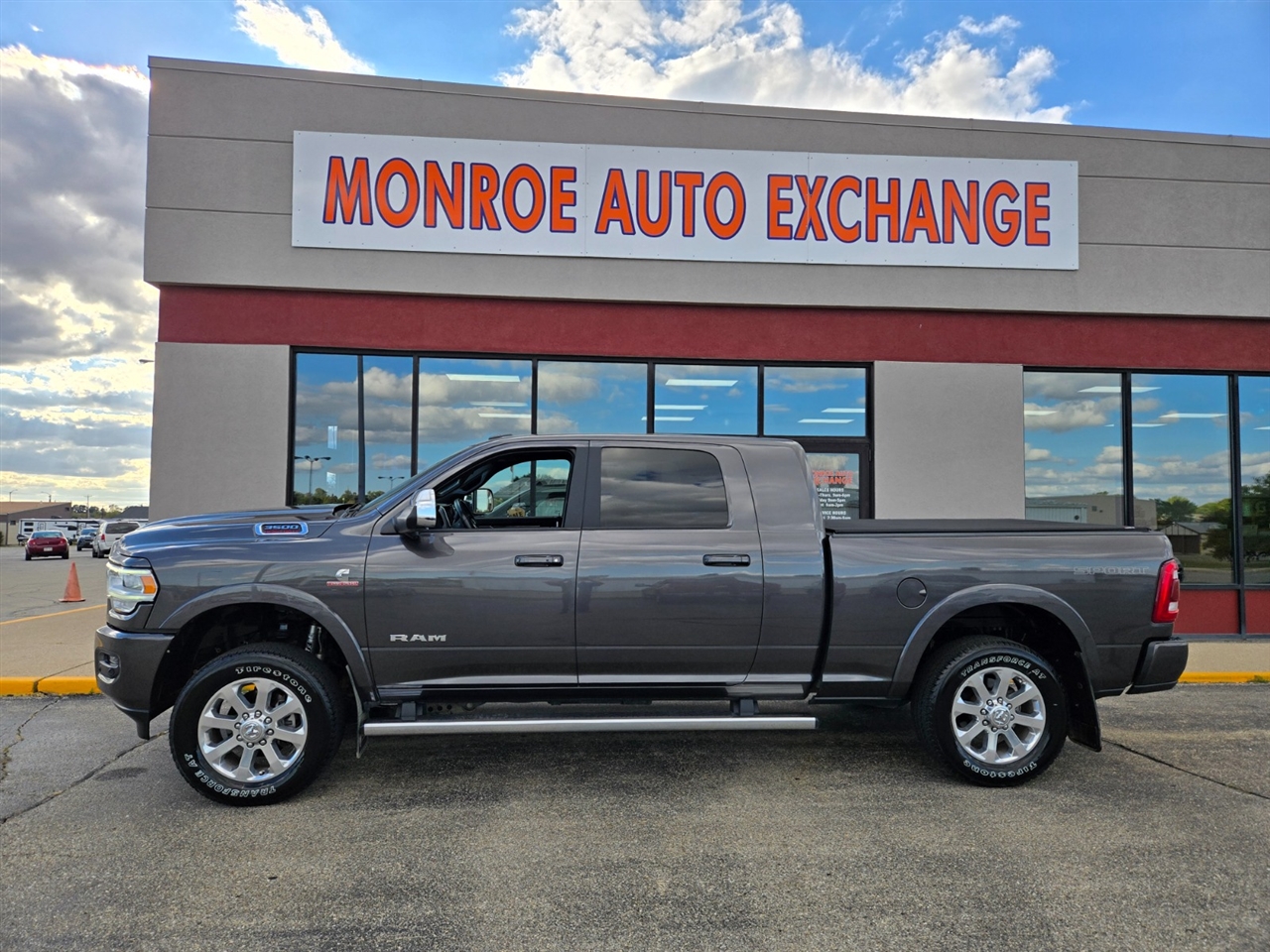 2022 RAM 3500 Laramie Mega Cab 4WD
